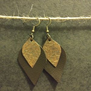 Leather earrings